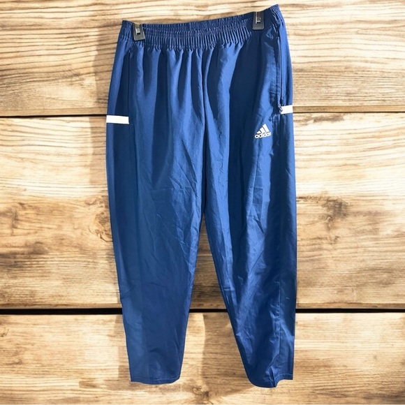 ADIDAS T19 TRACK PANT MEN BLUE‎ SIZE MEDIUM NAVY BLUE ALTHLETIC WORKOUT - Picture 1 of 6
